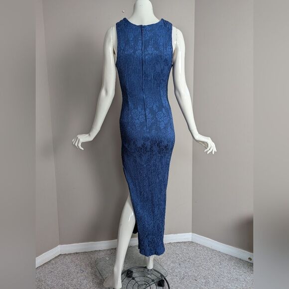 90s Minimalist Maxi Dress – Crinkled Fabric, Rose Pattern, Slit, Size XS/S, Sava - Picture 7 of 10